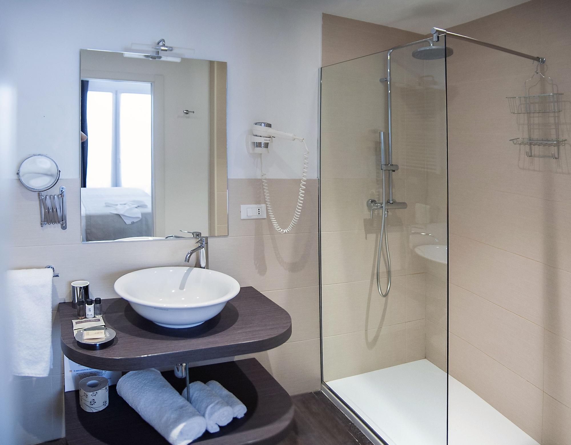 Hotel Studio Inn Centrale & Milano Urban Padel מראה חיצוני תמונה