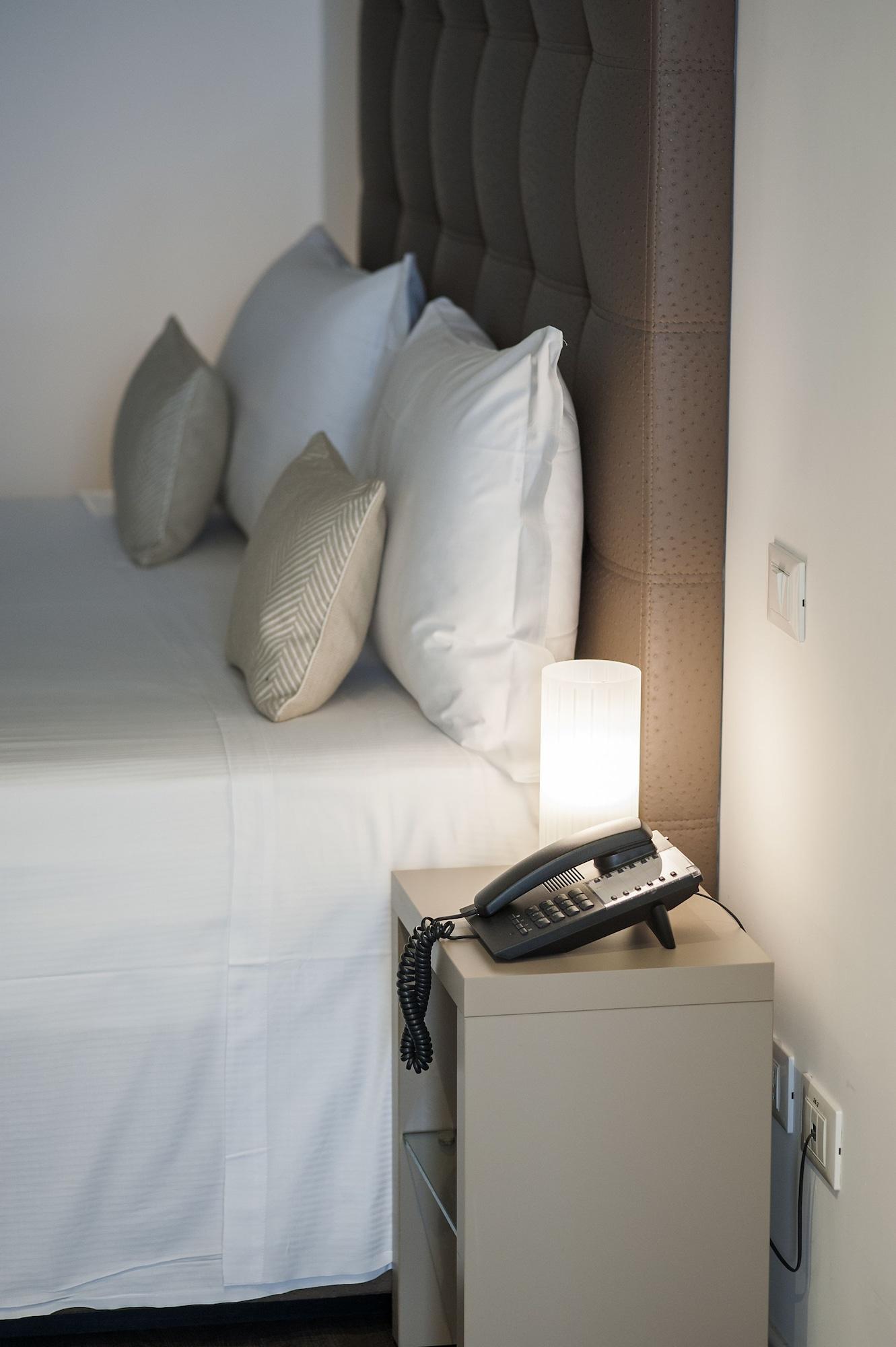 Hotel Studio Inn Centrale & Milano Urban Padel מראה חיצוני תמונה