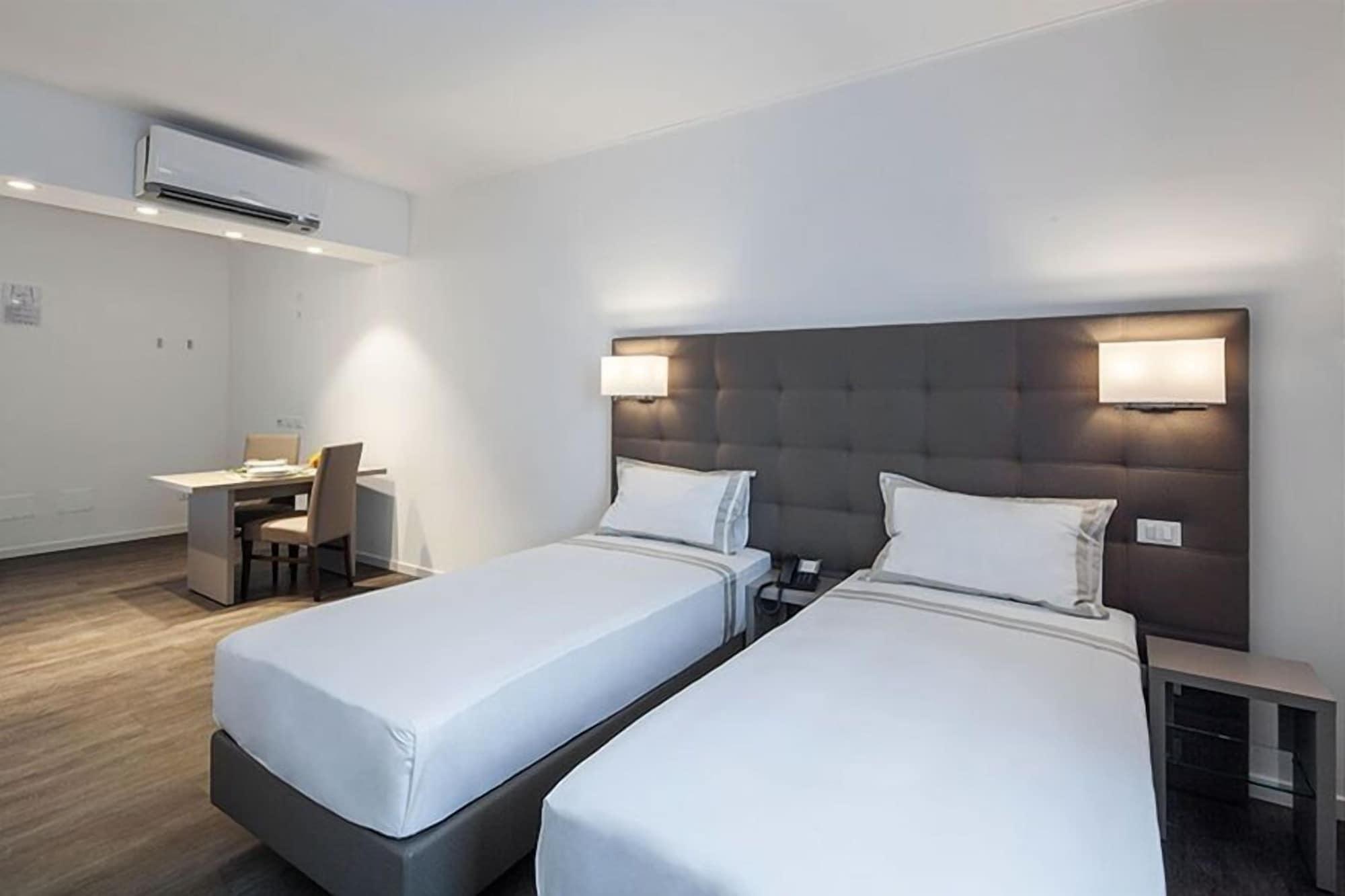 Hotel Studio Inn Centrale & Milano Urban Padel מראה חיצוני תמונה