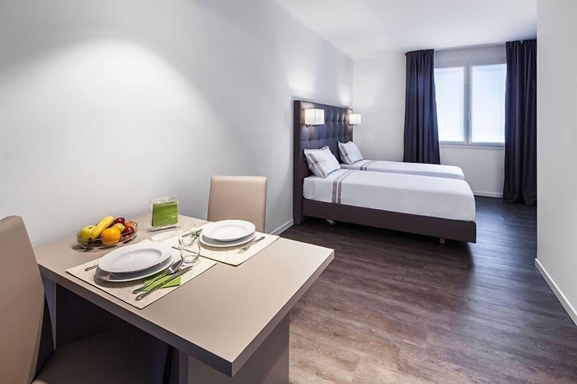 Hotel Studio Inn Centrale & Milano Urban Padel מראה חיצוני תמונה
